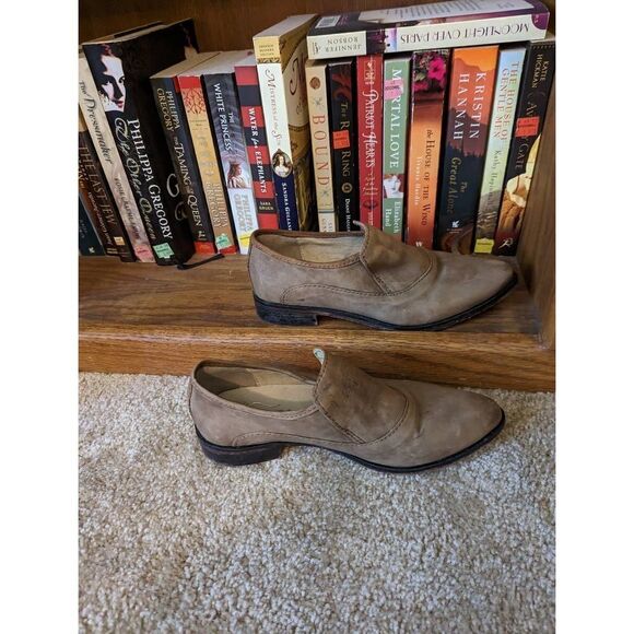 Free people Brady slip on taupe leather pointed toe loafer euc sz 7 - Picture 6 of 7